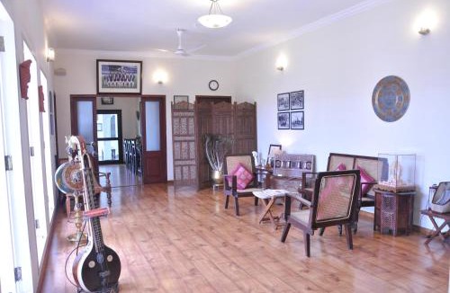 Raja Annamalai Puram Hotel | Niketana @ Boat Club