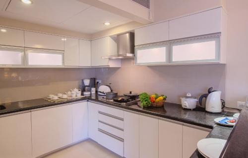Pune Apartment | Oakwood Residence Naylor Road Pune