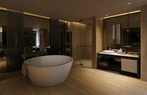 Aerocity Hotel | Roseate House New Delhi