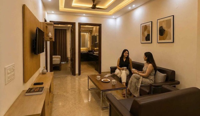 Lime Tree 2 Bhk Apartment Golf Course