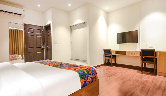 Fabhotel Sonachi Grand