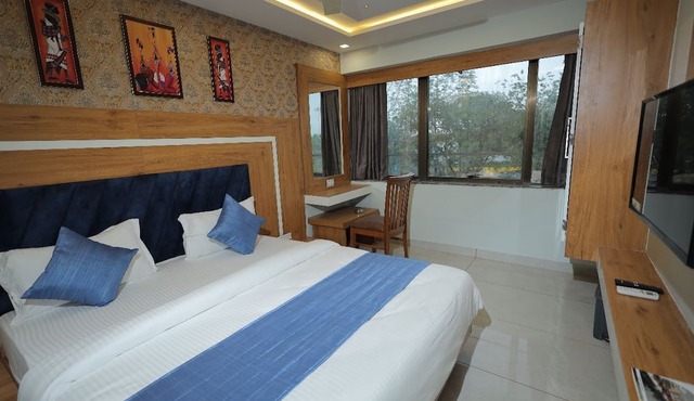 HOTEL R K FORTUNE