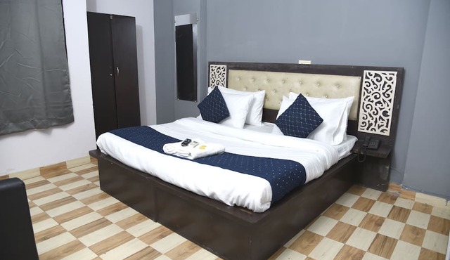 Hotel Orchid Inn