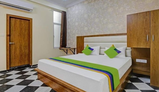 Hotel Vishvam Residency