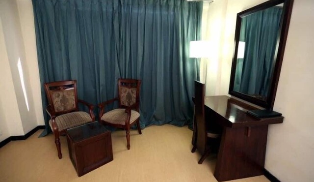 Eqbal Inn