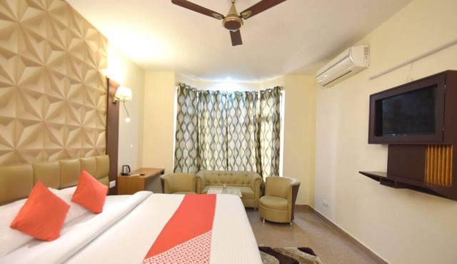 Capital O 11567 Hotel Shivalik Hills