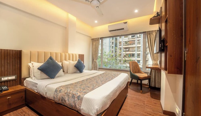Hotel Kalpana Palace