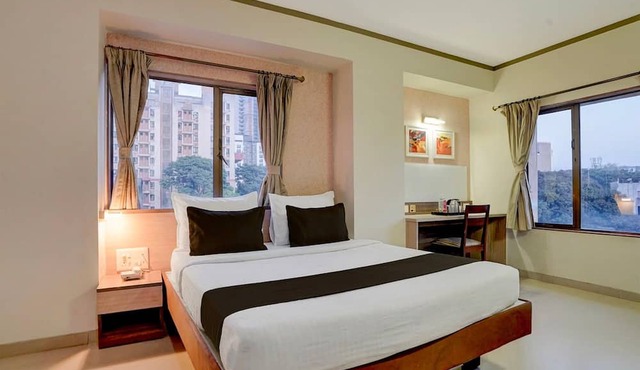 Deluxe Hotel Kapil Residency