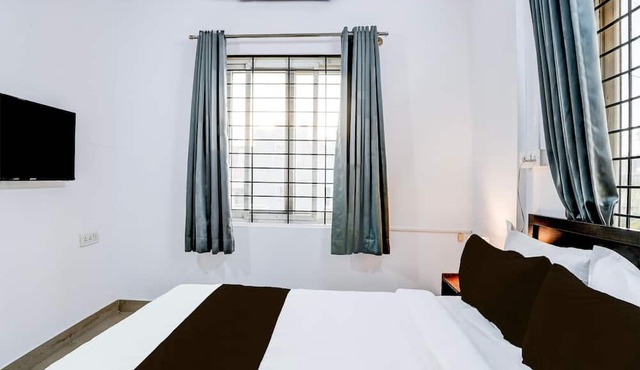 Classic With Balcony Elite Marathahalli Bangalore