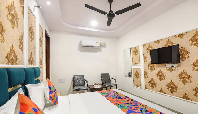 Fabhotel Ab Residency