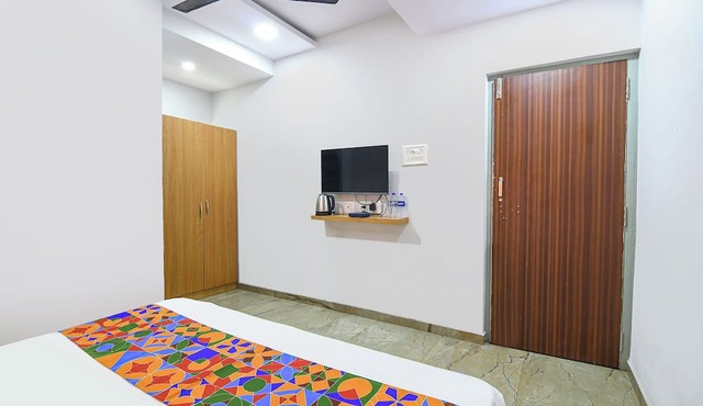 Fabhotel Westin Regency