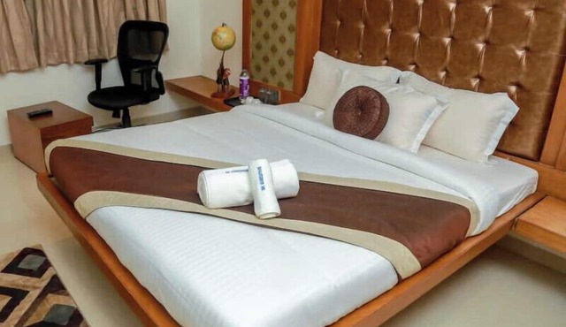 Hotel S K Executive