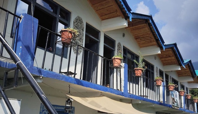 Falcon Homestay