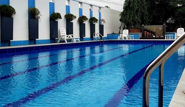 Crow Euro Inn Hotel and Resort