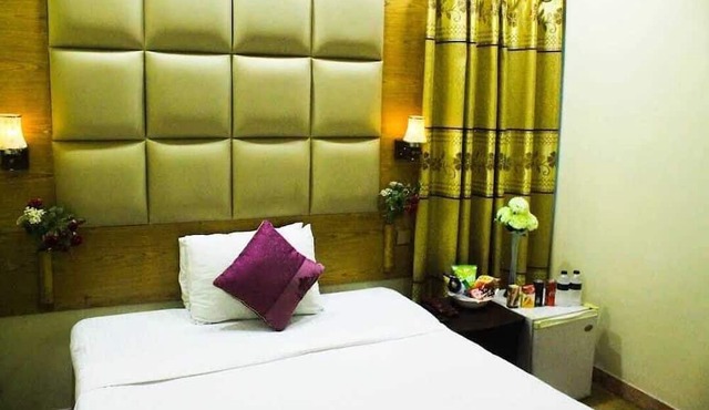 Grand Plaza Hotel
