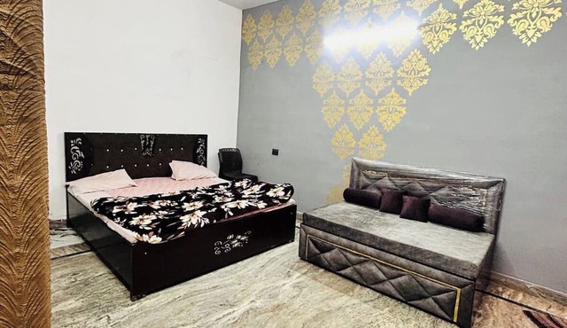 AGRAWAL INN Guest House in Mathura