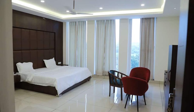 Hotel Veera