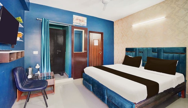 Hotel Spark Inn | Near Motherhood Hospital