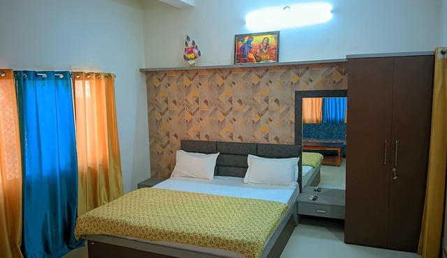 Hotel divine and restaurant