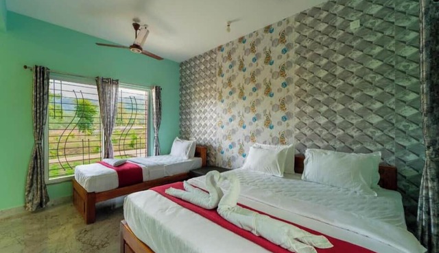 Dandeli Hill View Jungle Stay