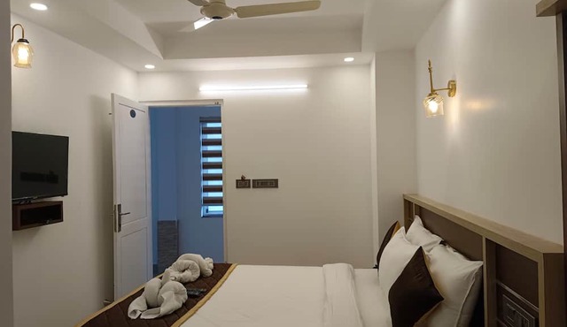 Paul residency in Aluva