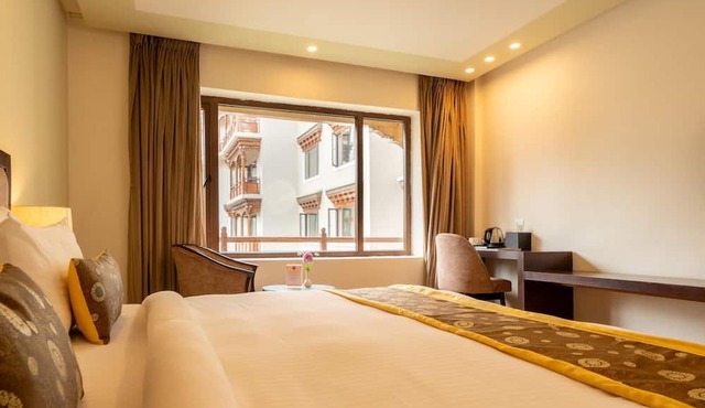 Hotel Kesaar Palace in Leh