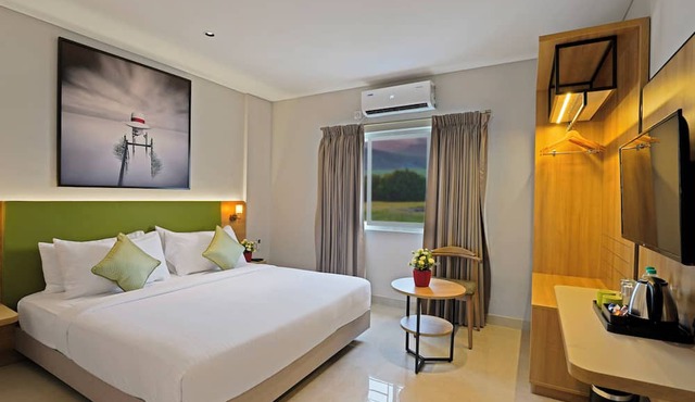 Click Hotel Biz - Bangalore Airport