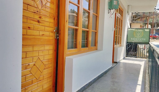 Baikunth Home Stays