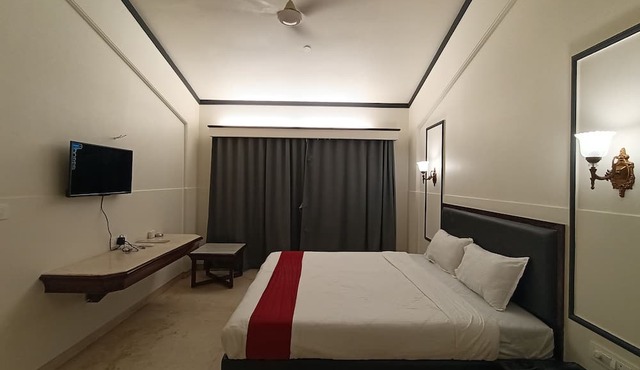 Royal Garden Resort
