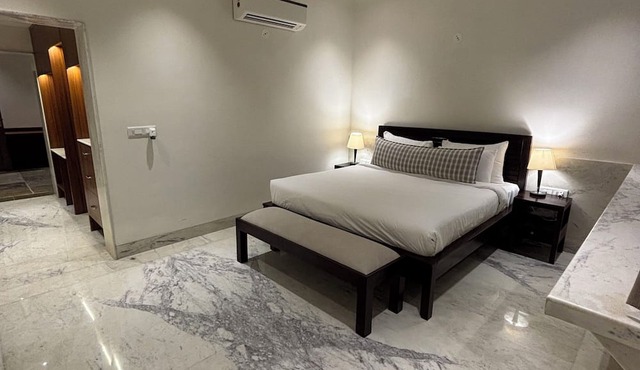Guldaar - A Luxury Forest Retreat