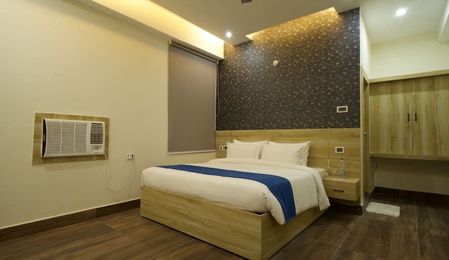 Hayat Residency