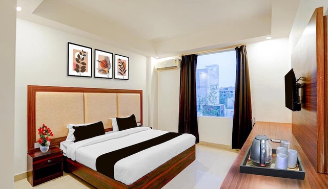 Suite Room Friends Colony Lucknow