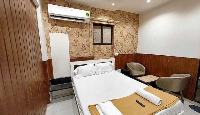 Classic Sri Sai Regency