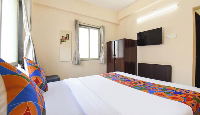 Fabhotel Himalay Guest House