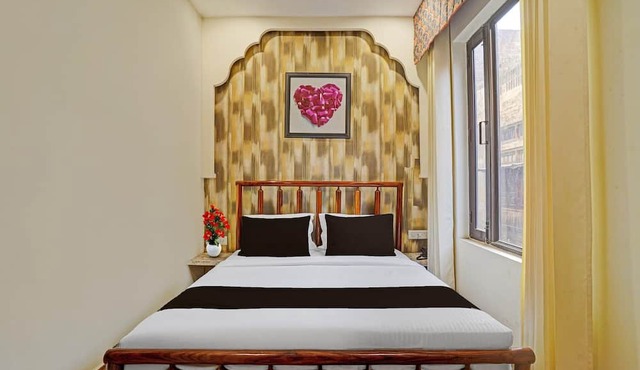 Classic Townhouse Swarn Mandir