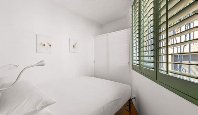 Convenient Studio in Trendy Inner-City Suburb in Surry Hills