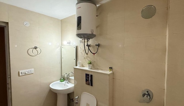 Casa ami cozy nest 2bhk apartment in charming Mussoorie for your stay