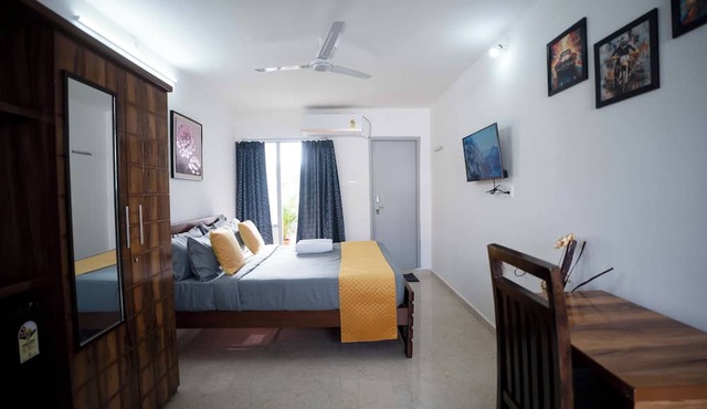 Yellow Bells Studios and Suites