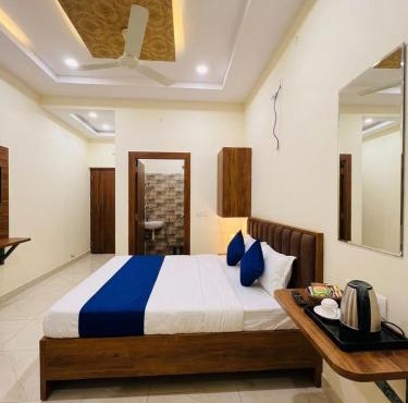 Dream hotel