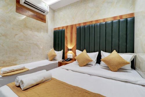 Hotel Omega in Mumbai