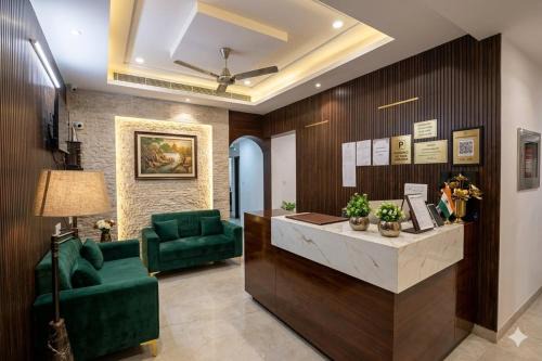 Hotel Golden Inn At Vasundhara