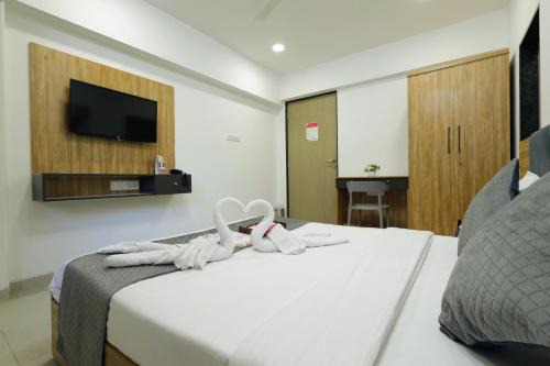 Chembur Homeotel - Gagal Home