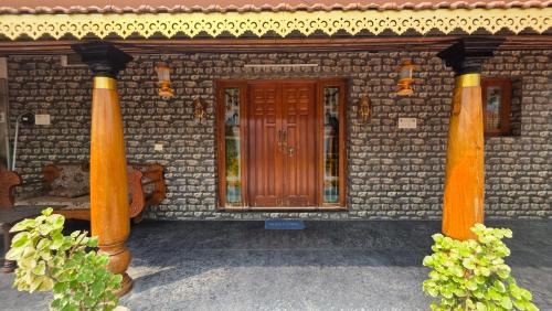 Lucky garden inn