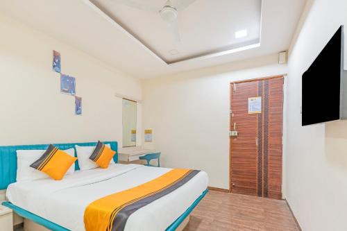 Itsy Hotels Sri Nidhi Executive in Pune