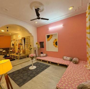 The pink villa