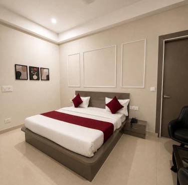 Hotel Blue Fern - Near India Expo Center & Mart , Greater Noida
