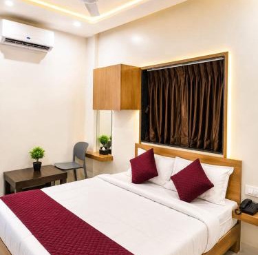 Swaroop Lodge