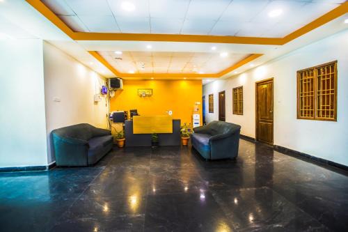 Pondy VMB Residency Starlight Hotels
