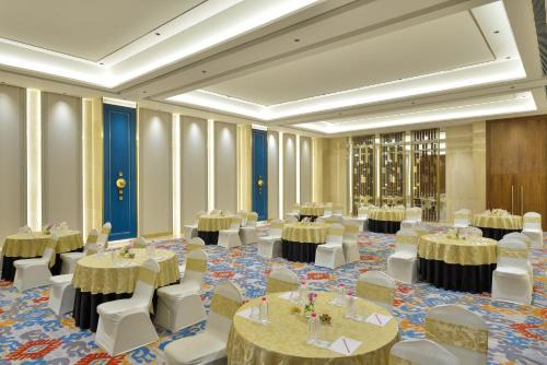 Boulevard9, Nadiad - IHCL SeleQtions
