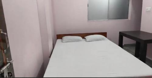 Ganga Bhagirath Hotel Couple friendly